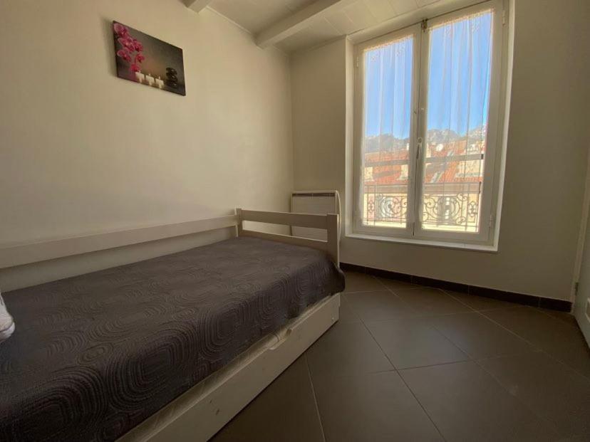 "Dans Les Toits De La Ville" Plein Centre Et Mer Menton Ngoại thất bức ảnh